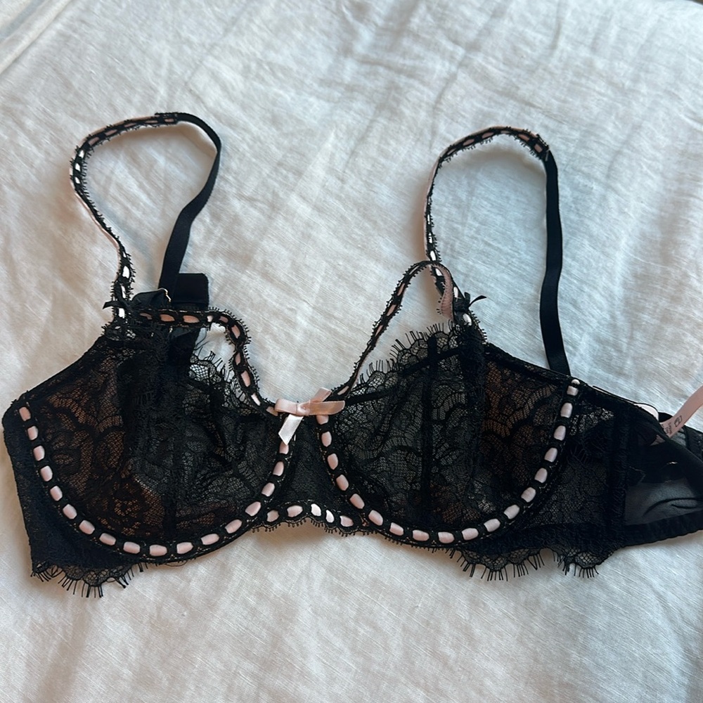 Victoria’s Secret bra
